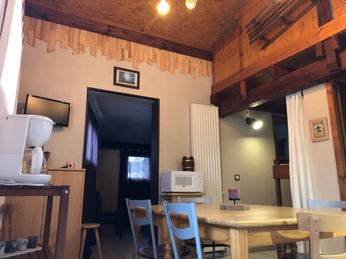 Hotel Camping Les Deux Pins Anould Exterior foto